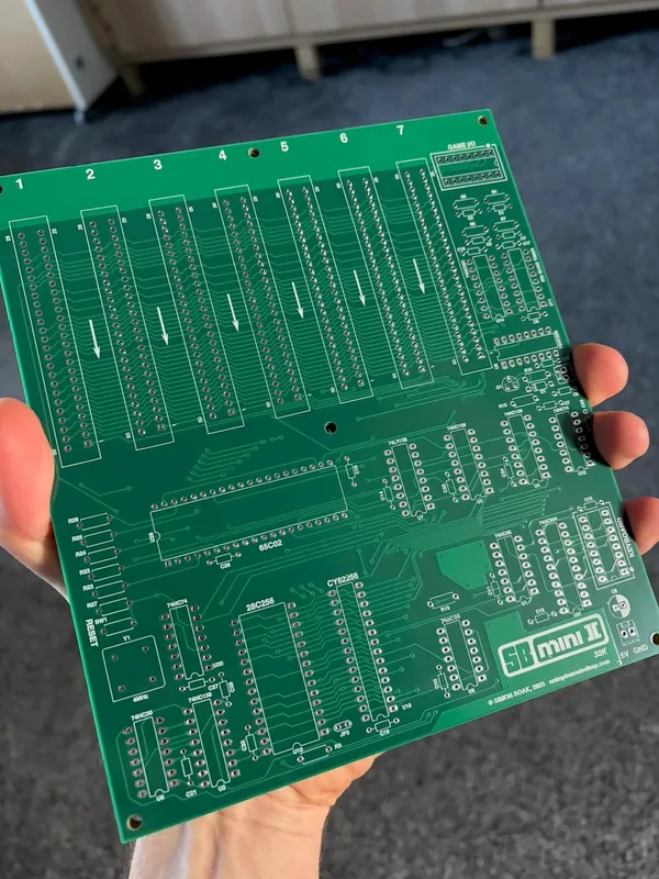 The first PCB Rev 0 had only 7 slots