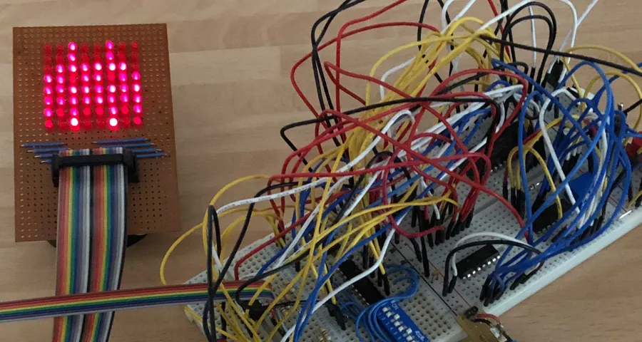 Click to view full size - You can see each line ghosting into the row of LEDs below